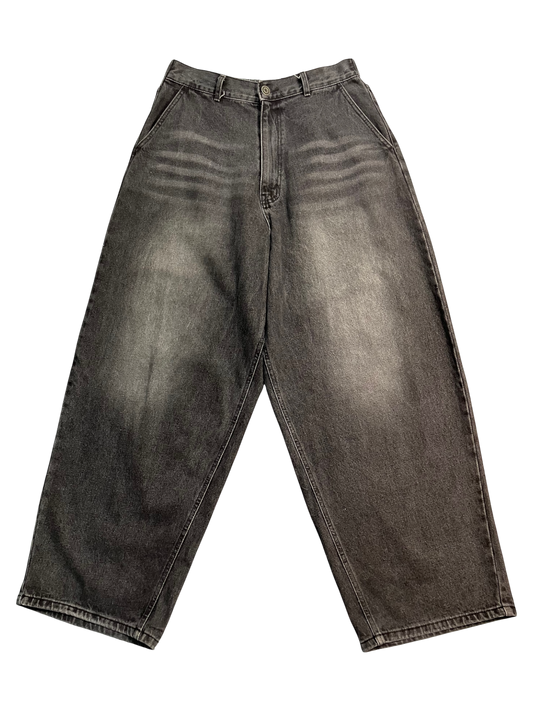 black medium baggy jeans