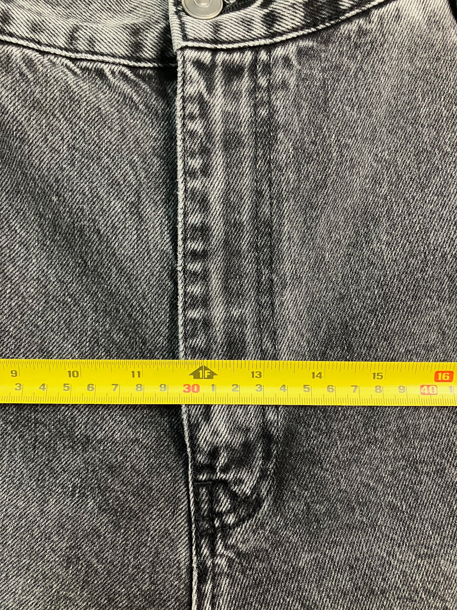 black y2k baggy jeans