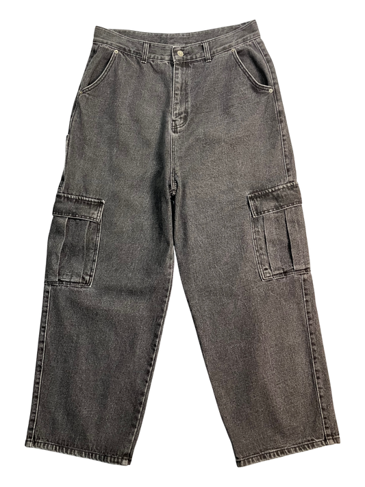 black cargo baggy jeans