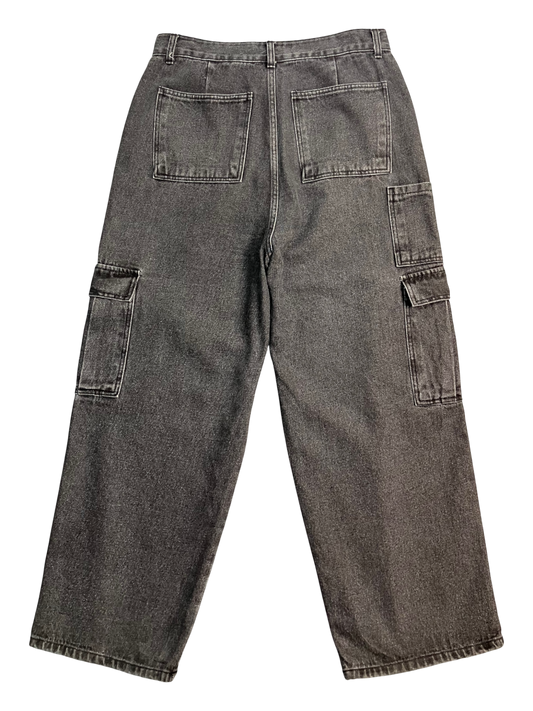 black cargo baggy jeans