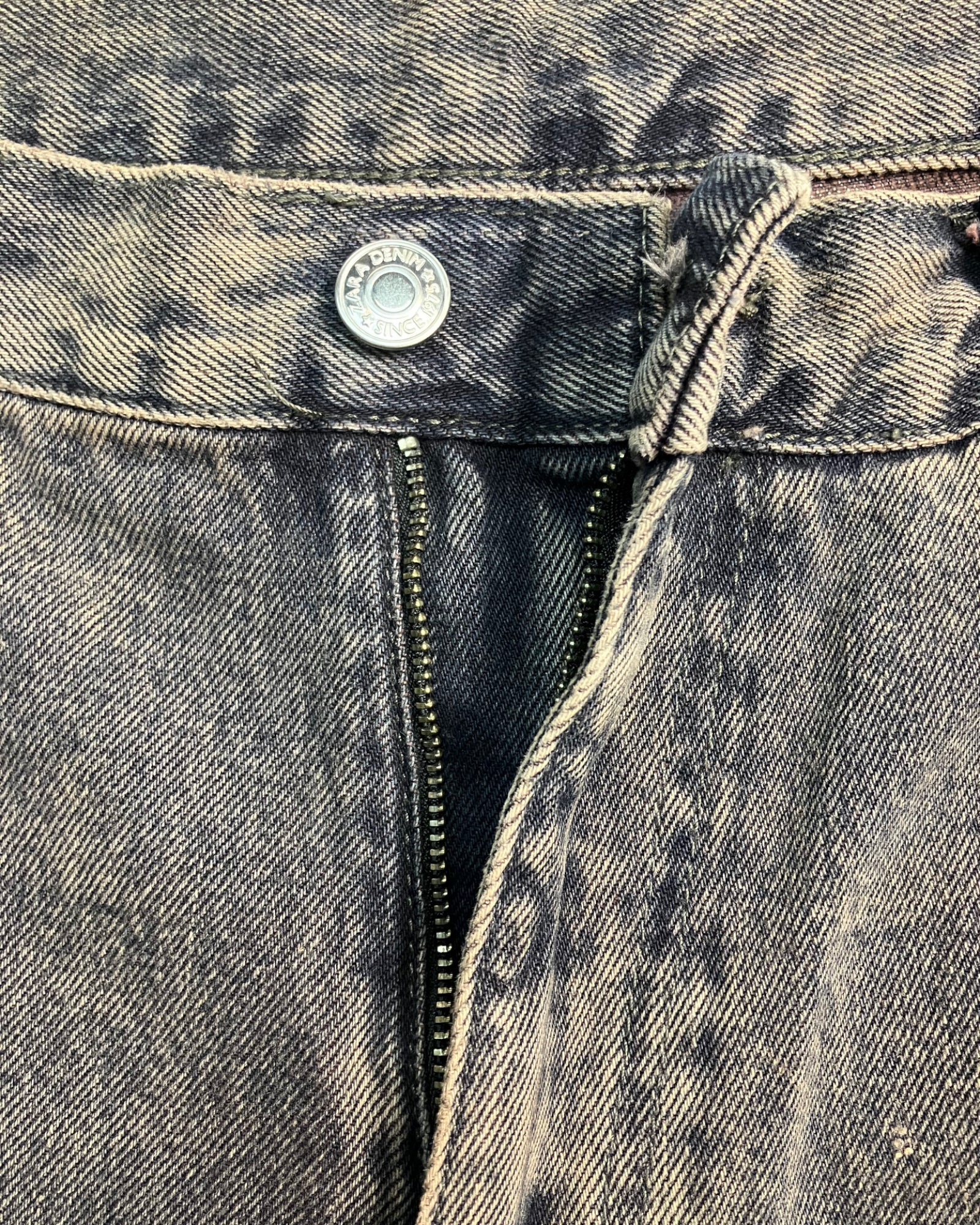 black loose-fit jeans