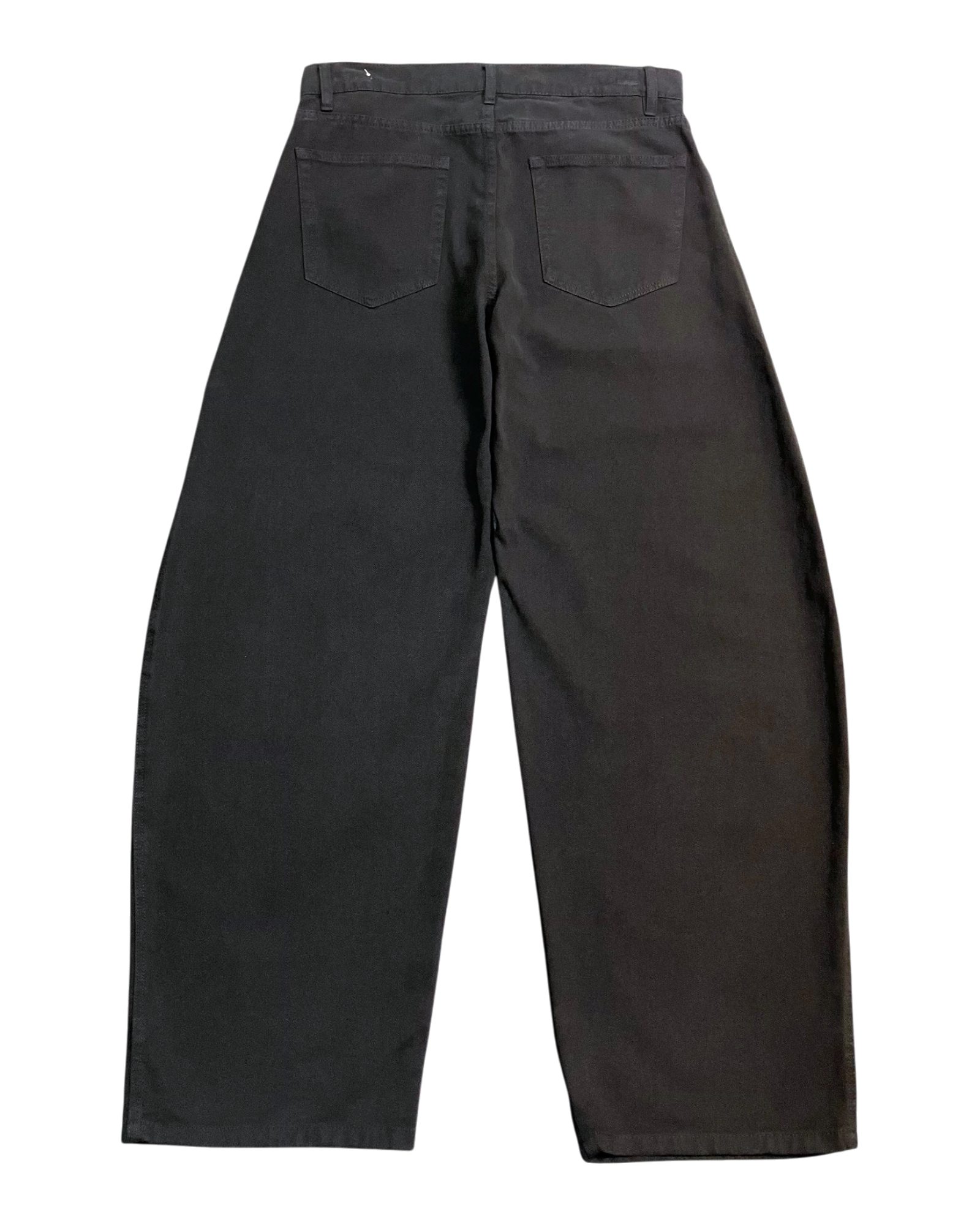 black medium balloon jeans