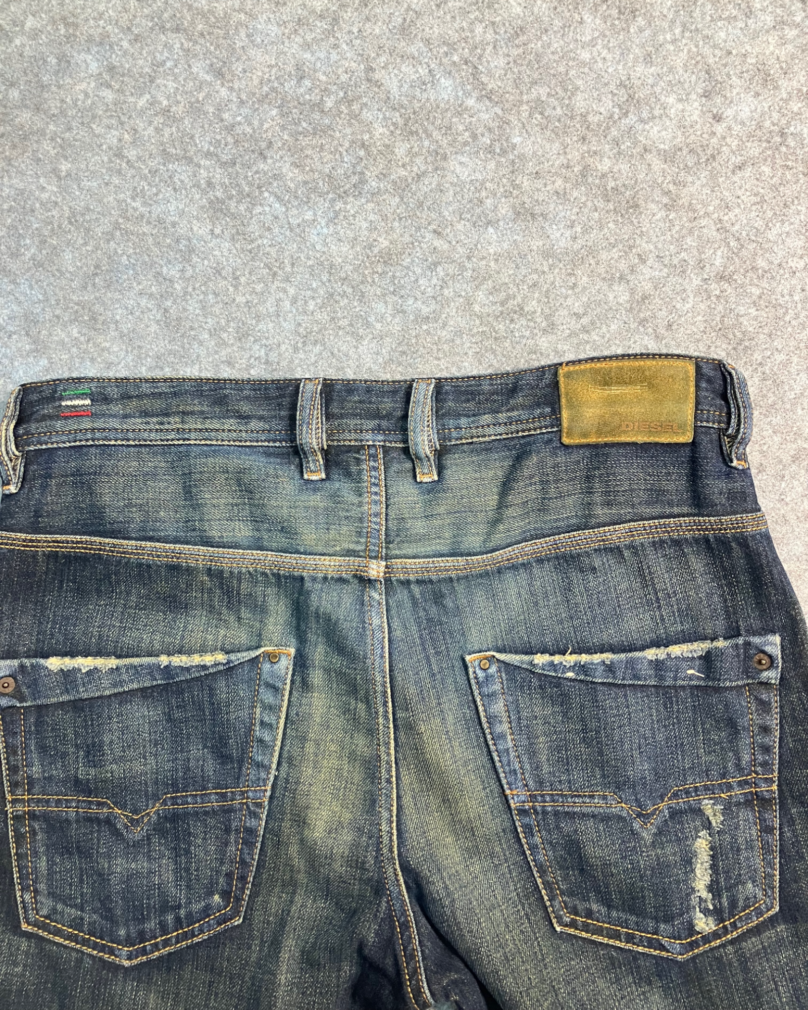 blue washed regular-fit jeans