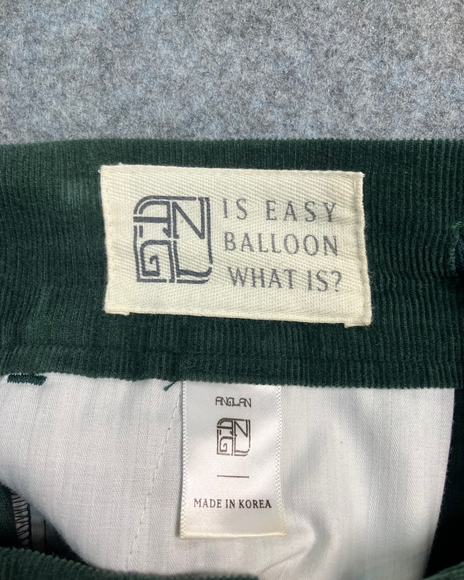 green corduroy balloon-pants