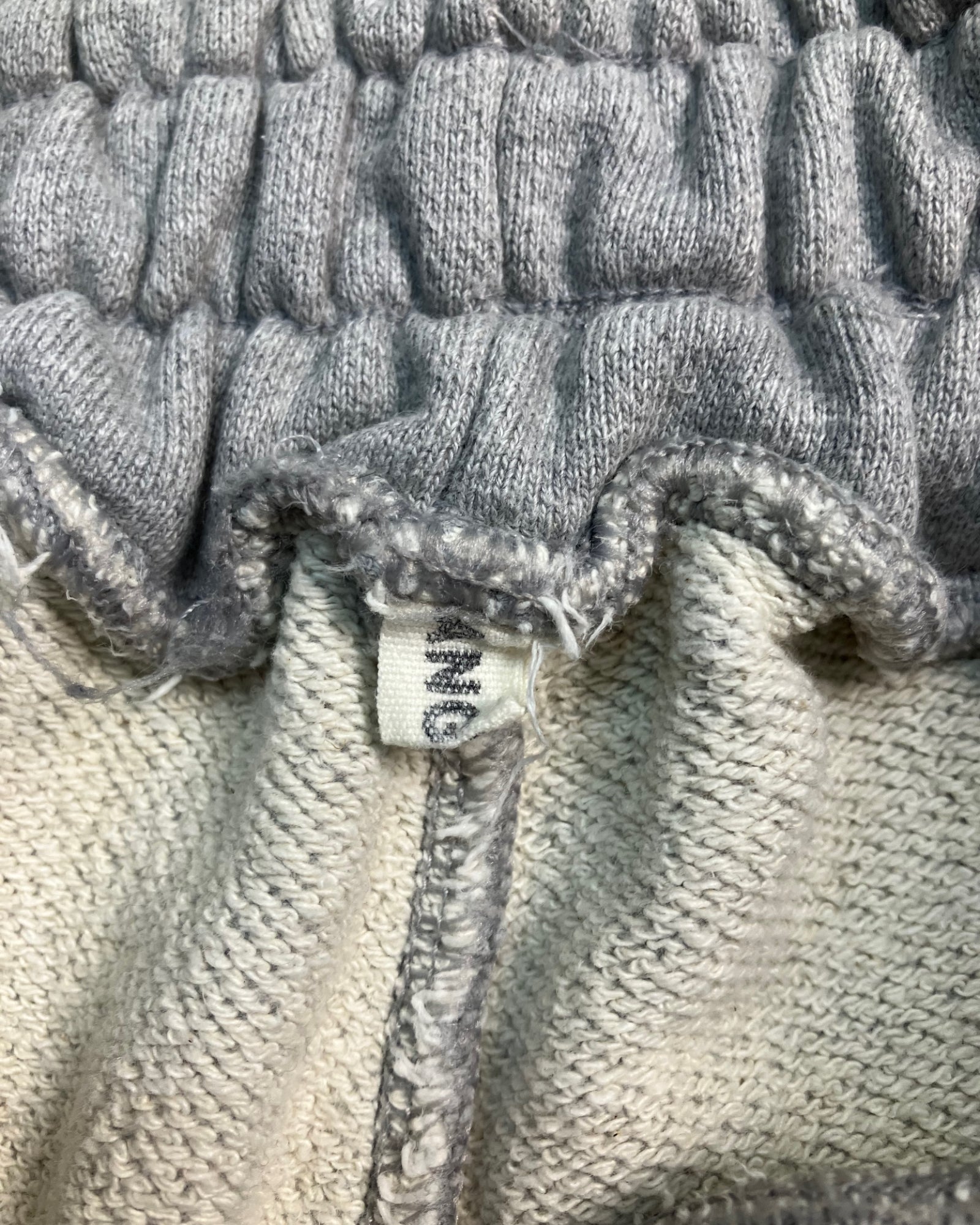 grey sweat balloon pants