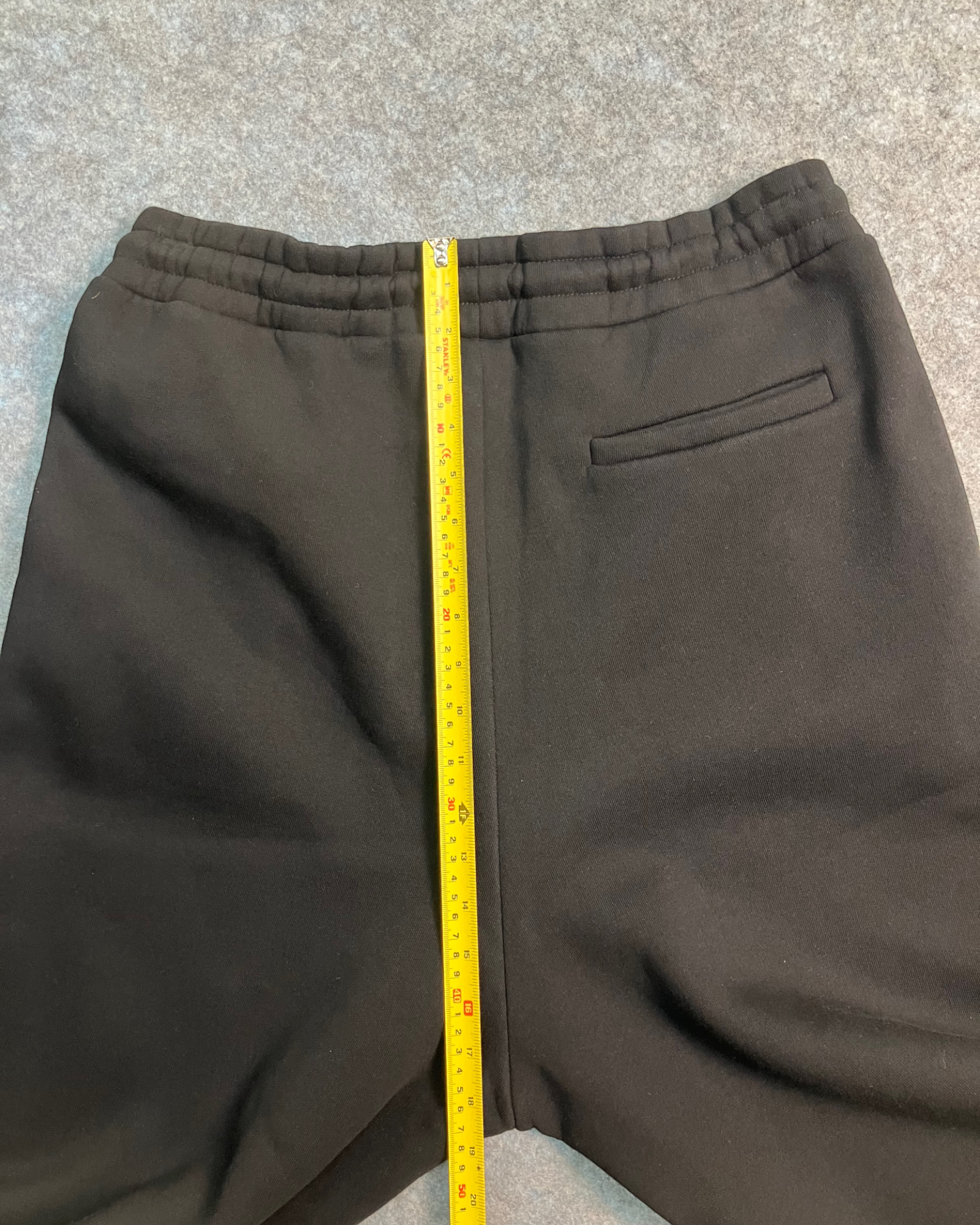 black loose-fit pants