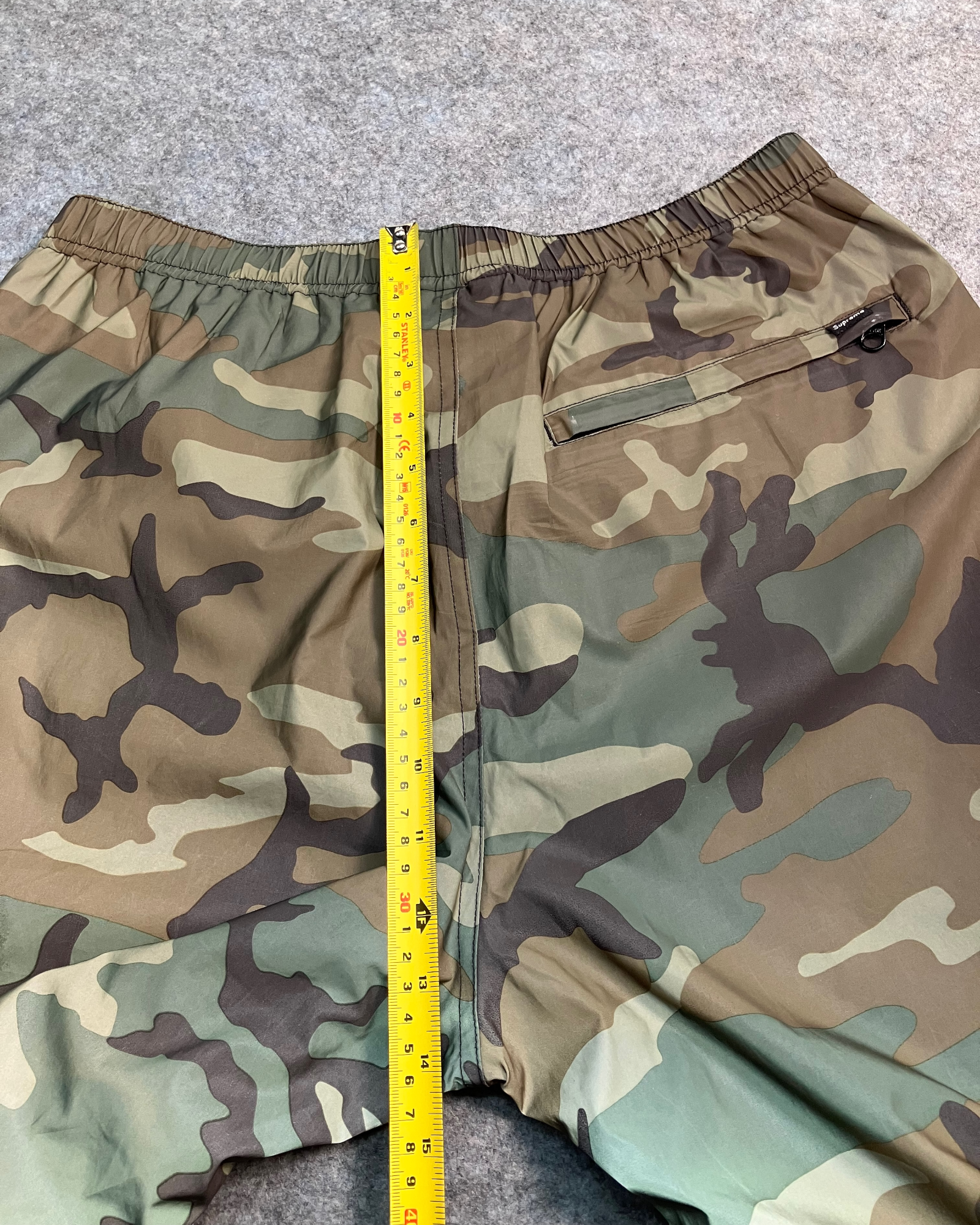 olive camo reflect sweat-pants