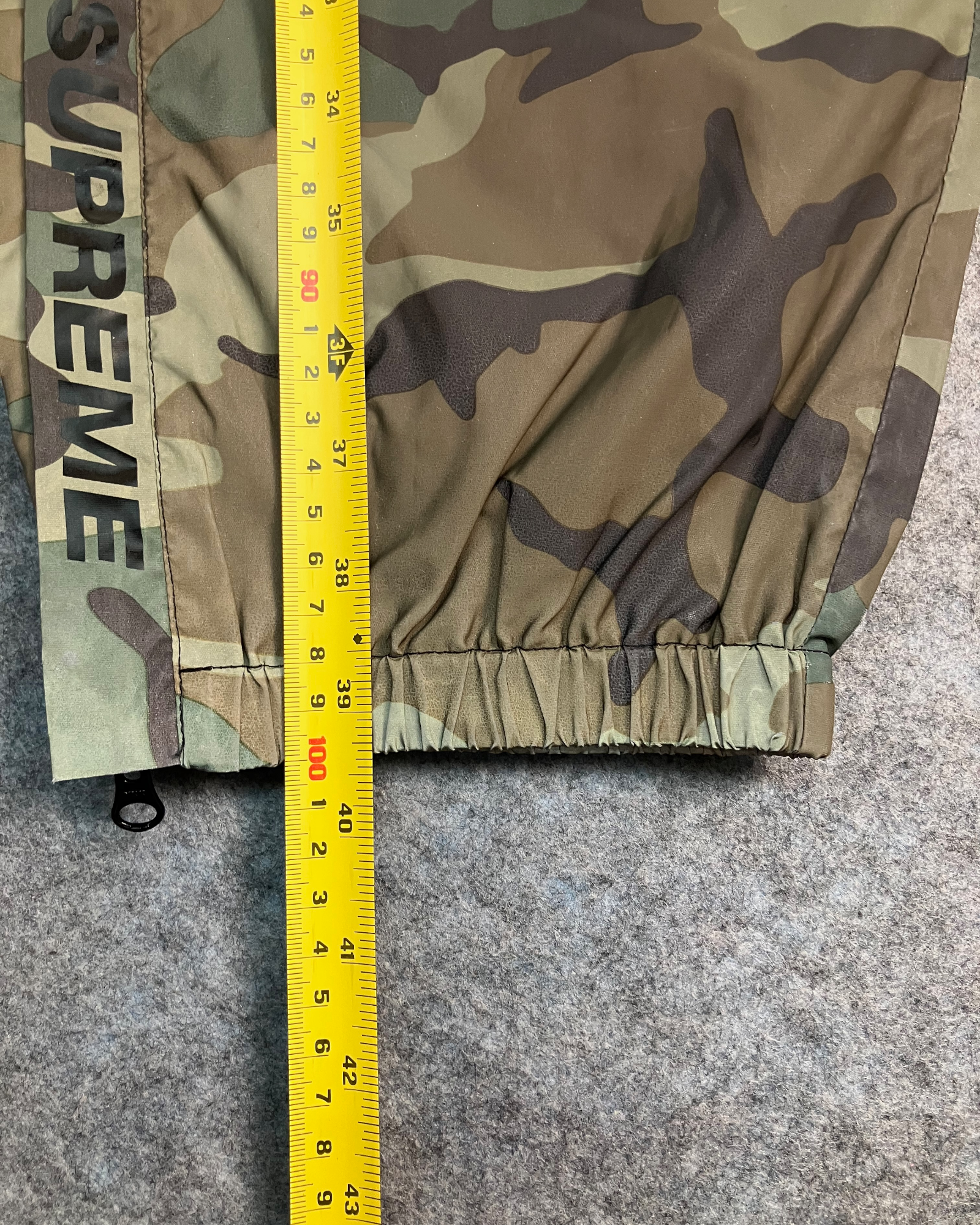 olive camo reflect sweat-pants