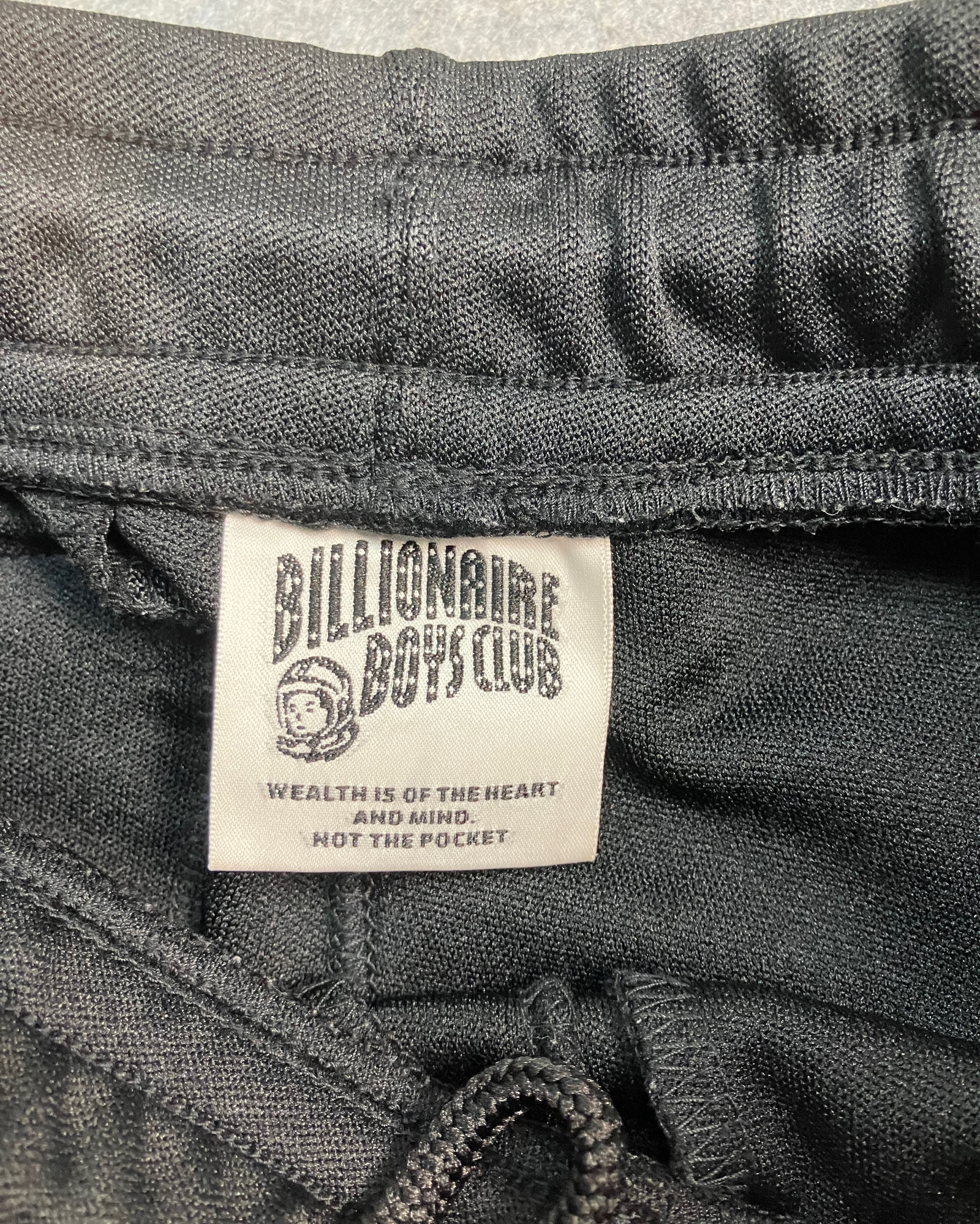 black regular sweat-pants