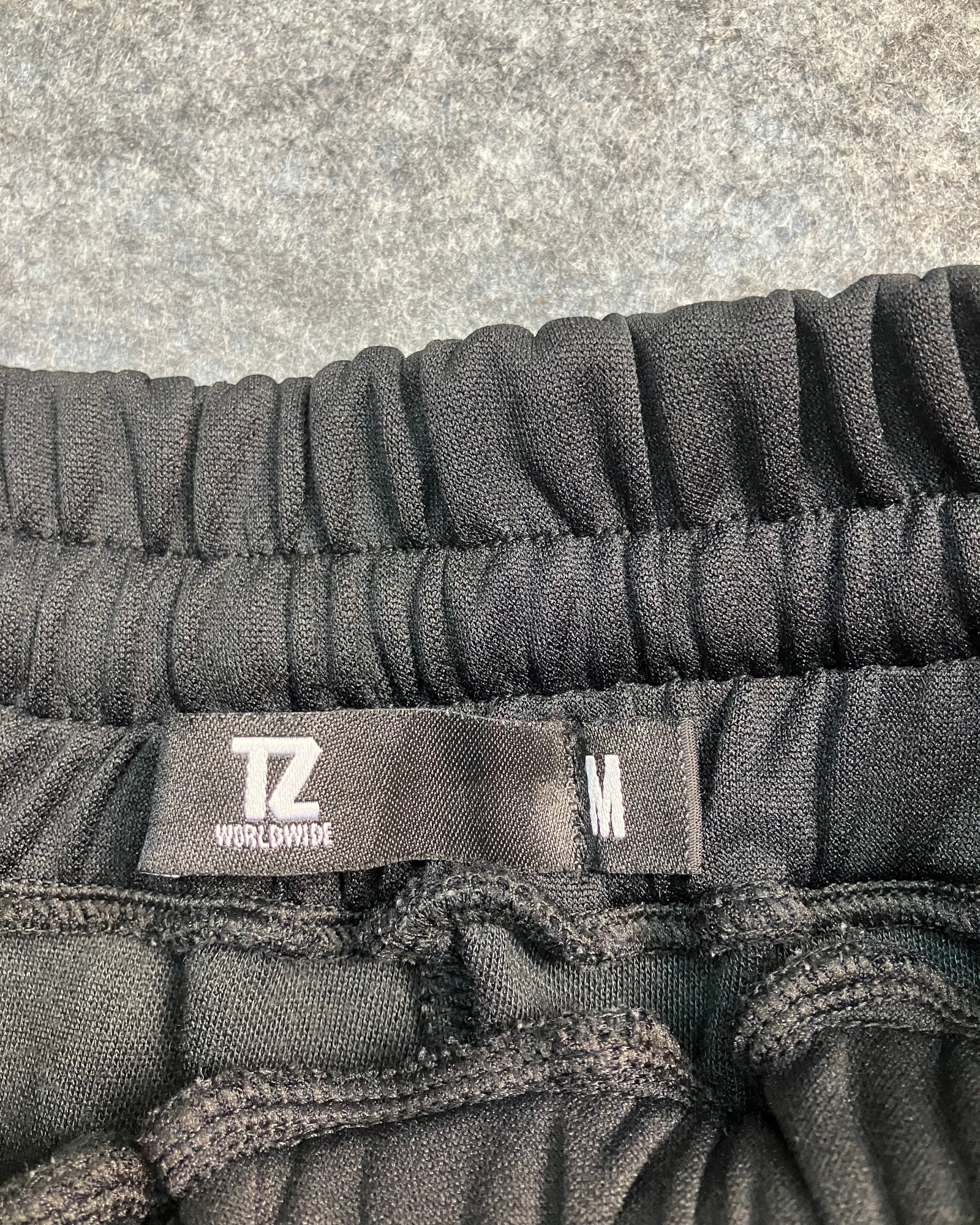 black slim-fit sweat pants