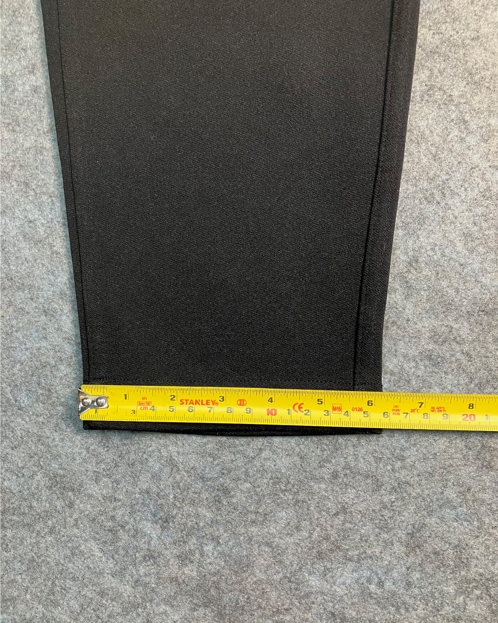 black loose-fit pants