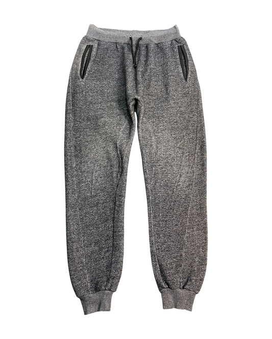 grey jogger pants