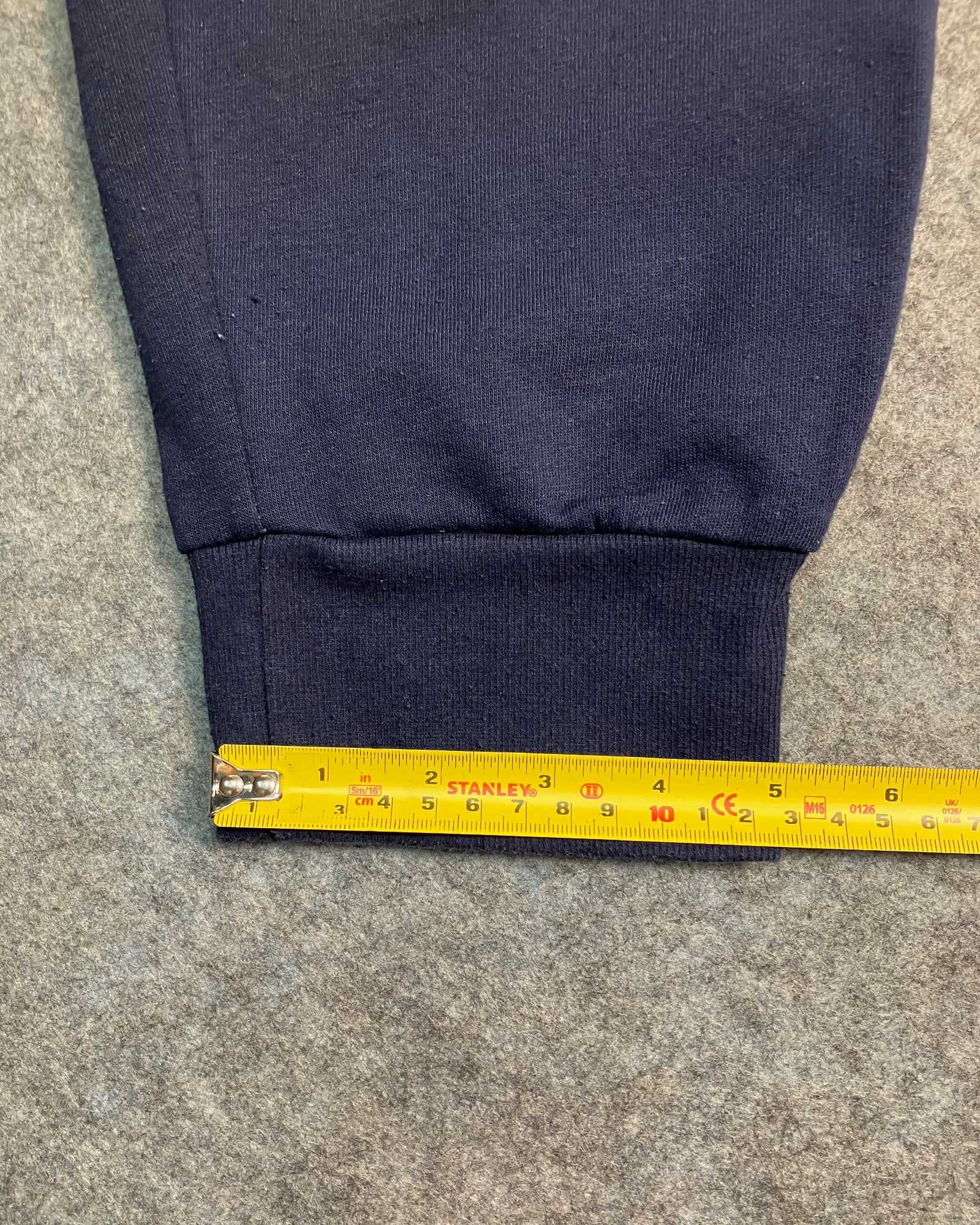 blue jogger pants