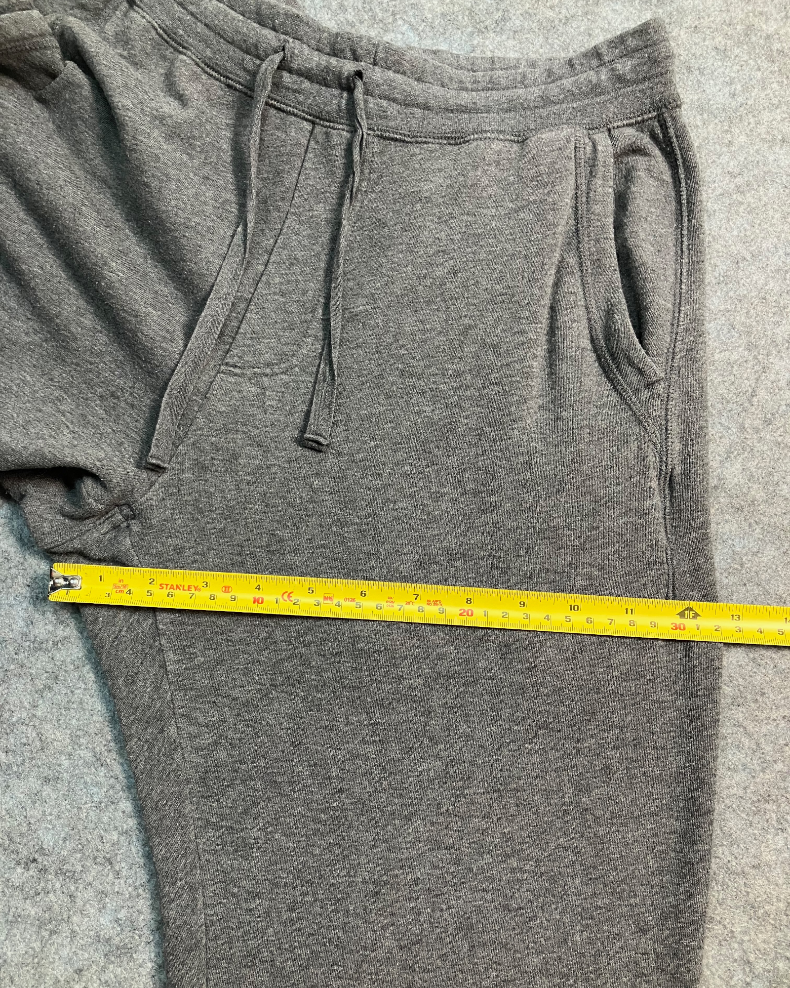 grey sweat pants
