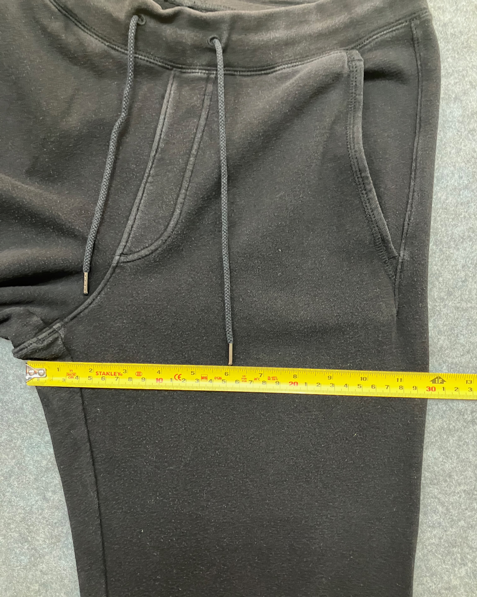 black jogger pants