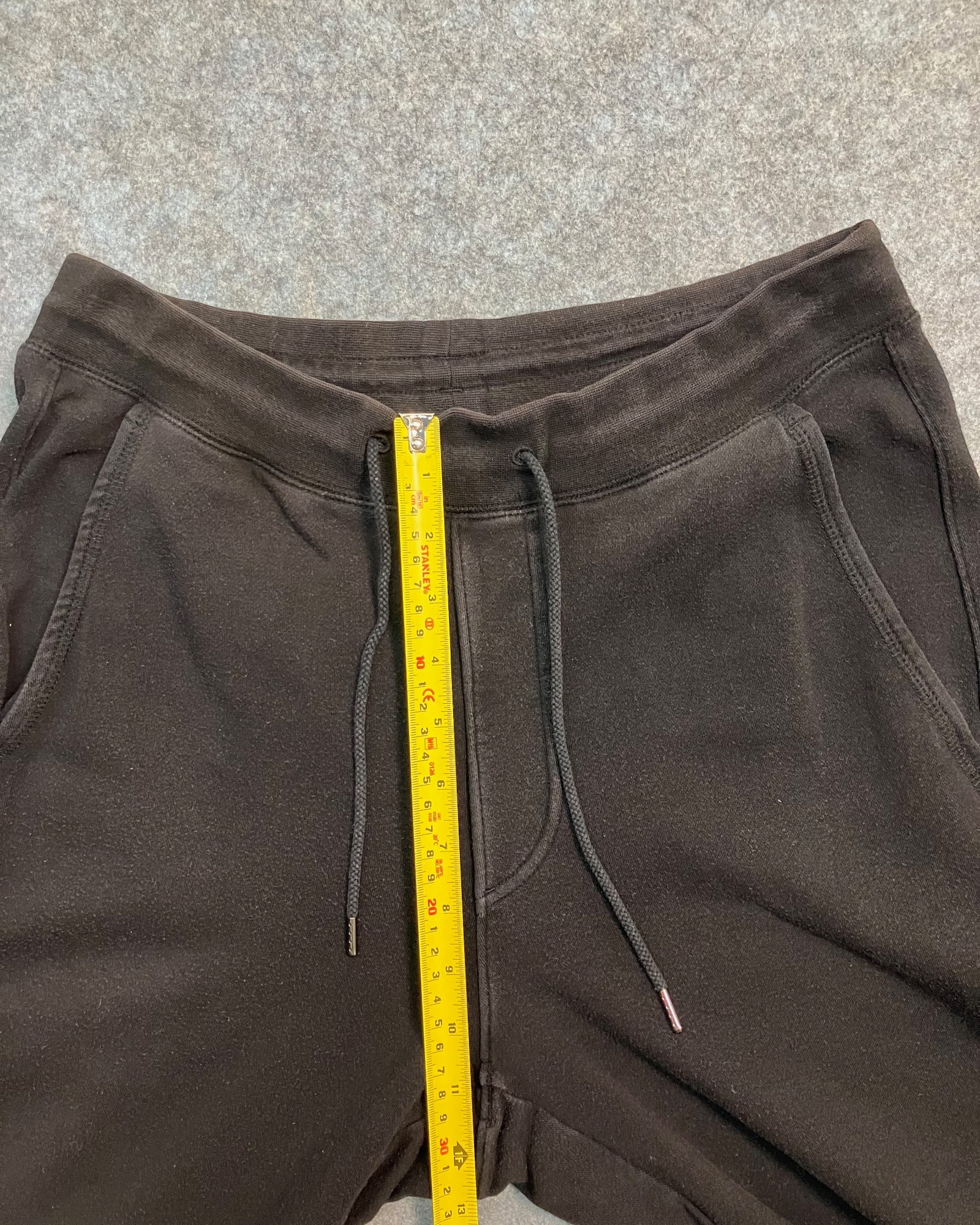 black jogger pants