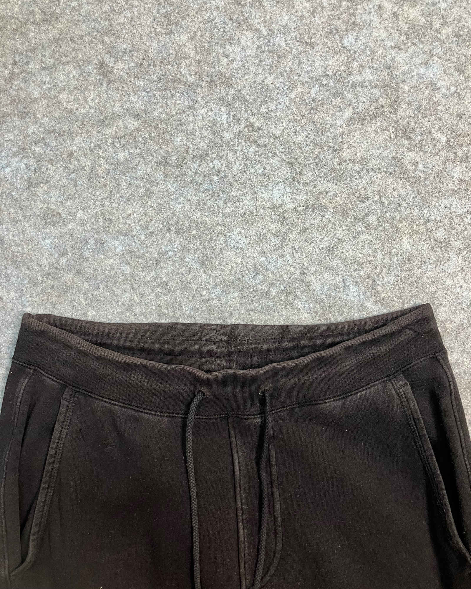 black jogger pants