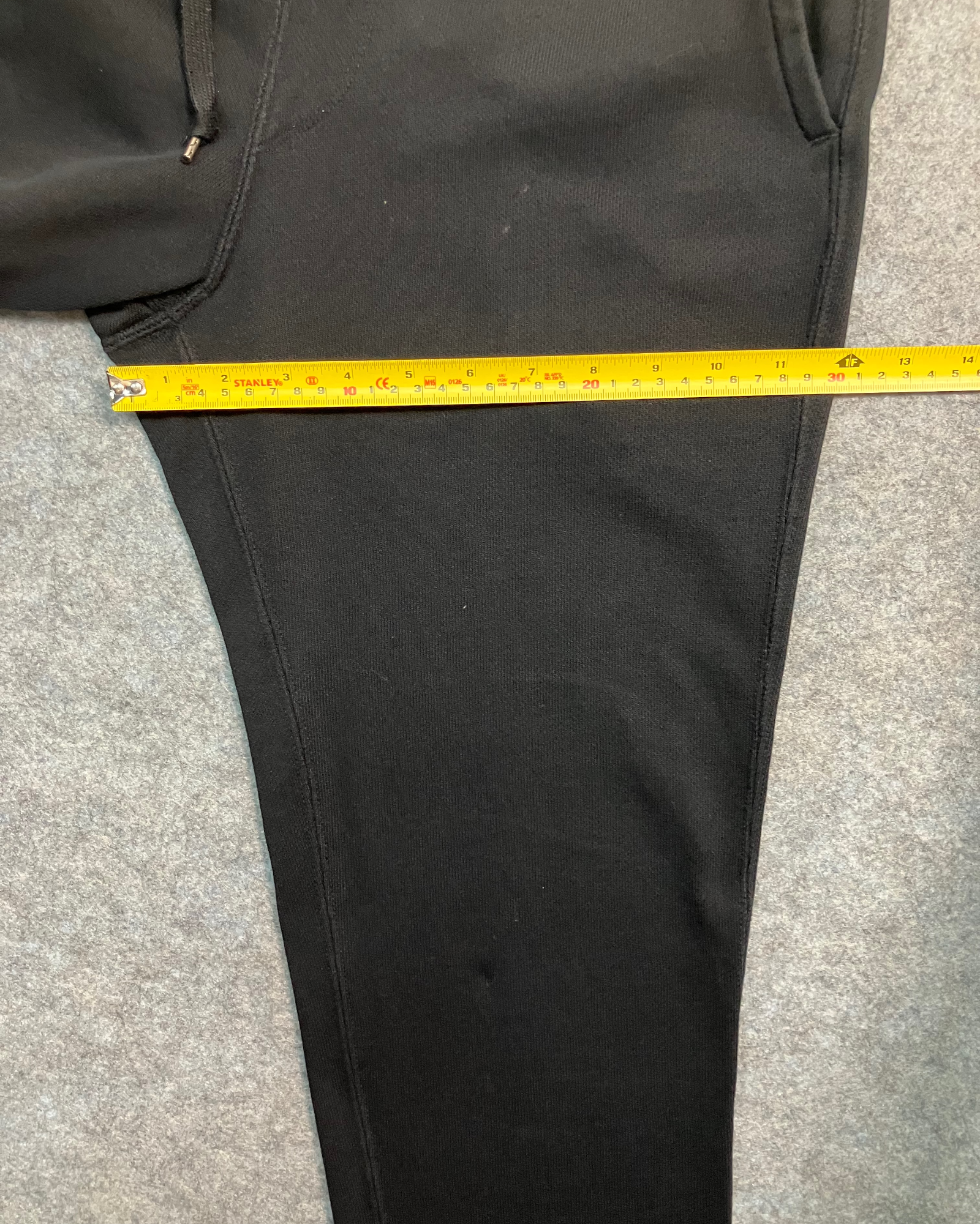 black jogger pants