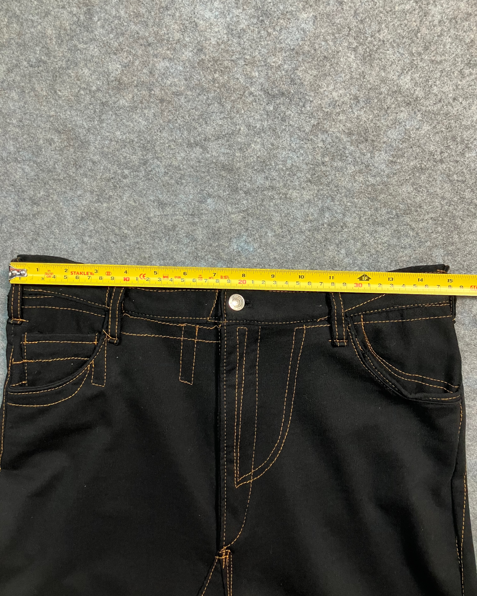 black sample experiment sweat pants