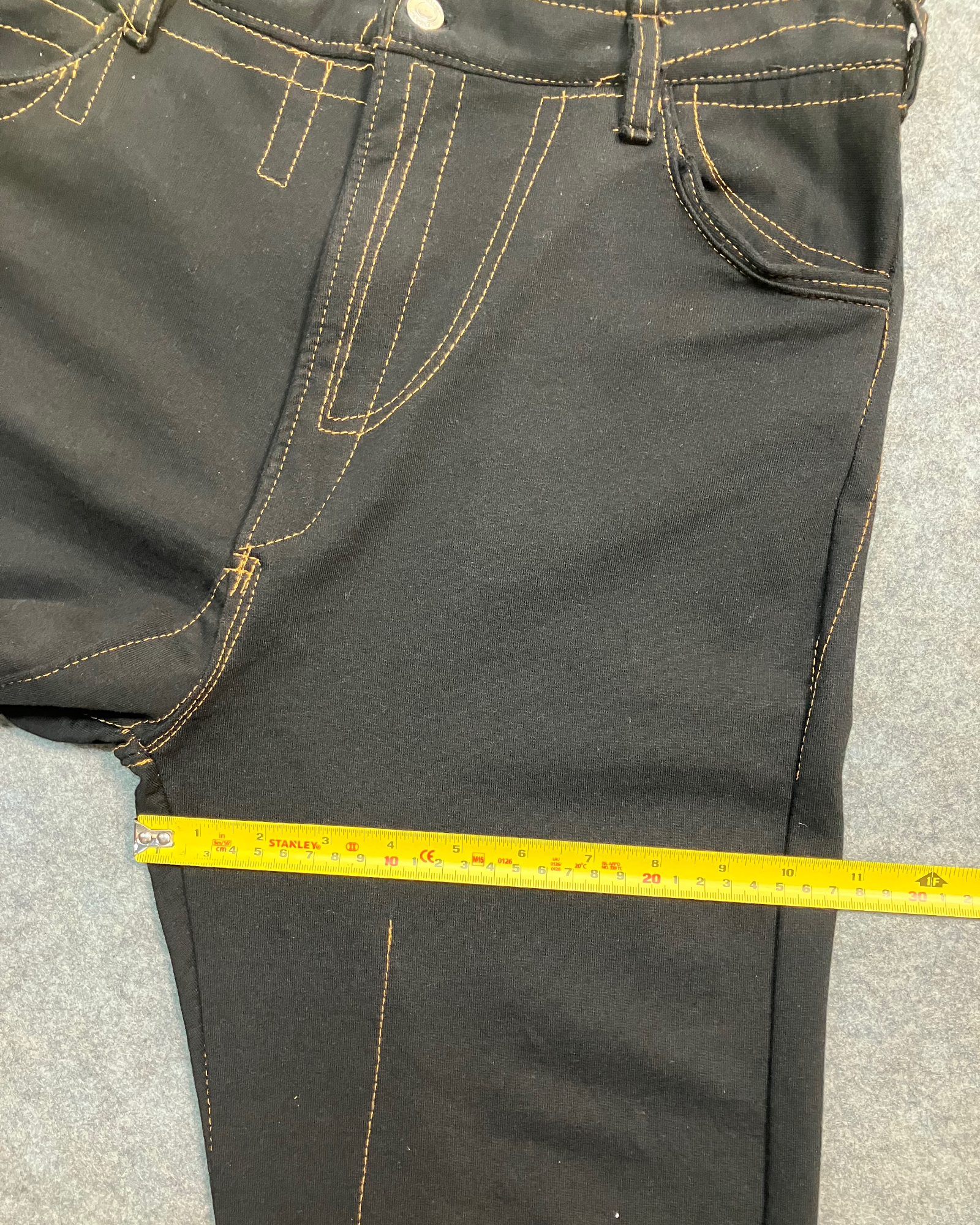 black sample experiment sweat pants