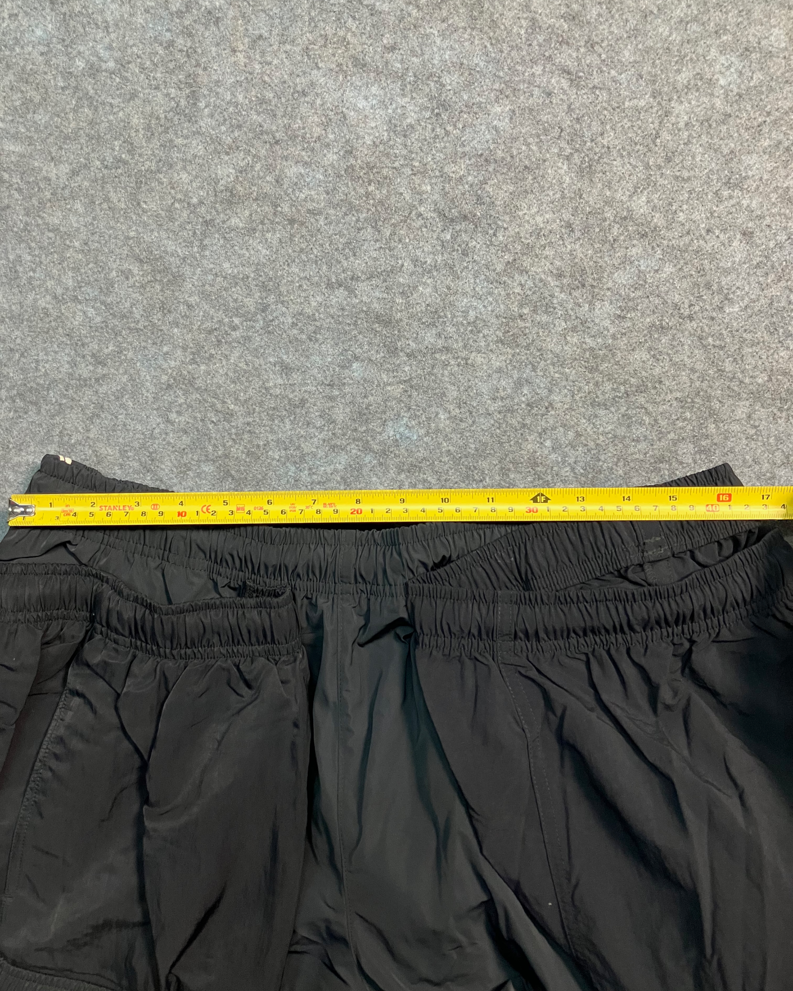 black layer jumbo pants