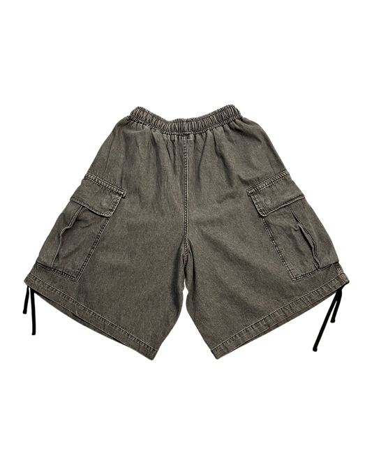 black cargo distressed shorts