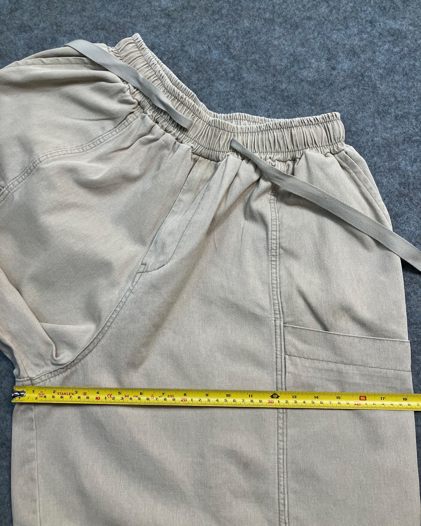 ivory cargo shorts